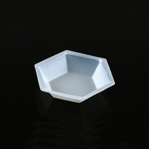 Globe Scientific Weighing Boat, Plastic, Hexagonal, Antistatic, PS, White, Small, 20mL Image